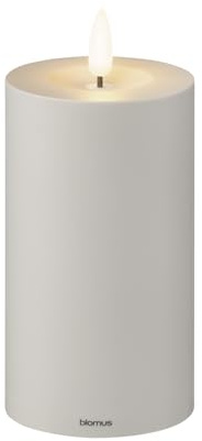 blomus LED Kerze NOCA | Batteriebetriebene Stumpenkerze mit Timerfunktion | Outdoor geeignet & spritzwassergeschützt | Farbe Mourning Dove | Größe M