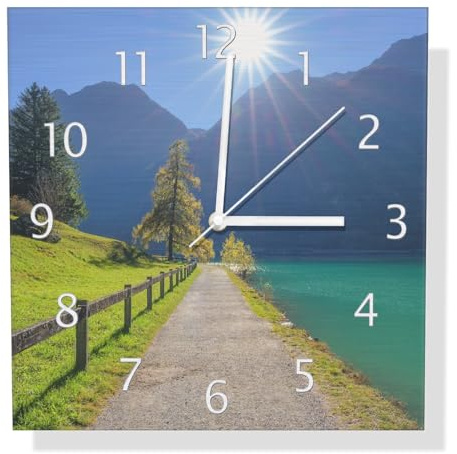 Wallario Design Wanduhr Uferweg am Bergsee aus Aluverbund, Alu-Uhr Größe 30 x 30 cm, weiße Zeiger mit Metalloptik