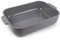 PEUGEOT - Plat Four En Céramique Rectangulaire - 36 cm x 22 cm x 6,8 cm - Contenance : 3,8 L - Garanti 10 Ans - Fabrication Française - Coloris Light Grey