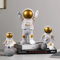 3 Stück Astronaut Figur Spielzeug, Deko Geburtstag, Dekoration Ornamente, Spaceman Kuchen, Gold Spielzeug für Kindergeburtstag Weltraumparty, Wohnaccessoires