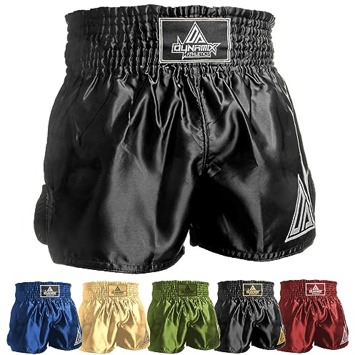Dynamix Athletics Muay Thai Shorts Origin - Traditionelle Klassische Thaibox Hose für Herren mit breitem Bund für Muay Thai Boxen (as3, Alpha, s, Regular, Regular, Navy Blau)