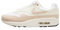 Nike Damen Air Max 1 '87 Sneaker, Pale Elfenbein Sanddrift White Sail, 35.5 EU