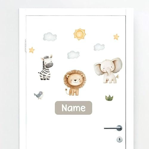 Türaufkleber mit Name Safari #1 – Blasenfreie Anwendung, nachhaltig & PVC-frei – Türaufkleber personalisiert – Wandtattoo Kinderzimmer & Babyzimmer Deko – selbstklebende Wandsticker –