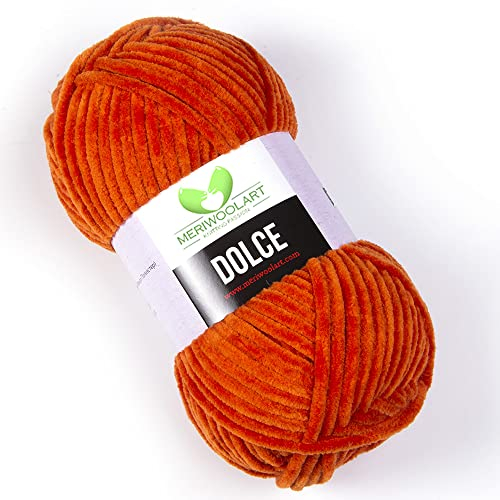 MeriWoolArt Chenille Garn zum Stricken und Häkeln Terrakotta - 100 g und 120 m Samt-Wolle - 100% Flauschige Polyester Strickgarn für Amigurumi Kissen Decken weiche Kleidung Geschenke