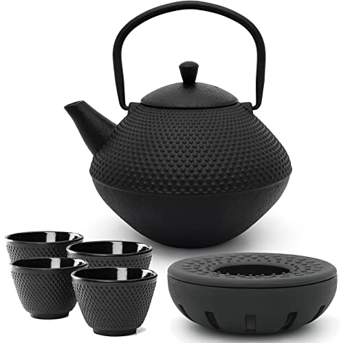 Teekanne Set Gusseisen 1.0 Liter - mit Edelstahl Tee-Filter Sieb-Einsatz - 4 Teebecher (Tassen) & Stövchen - traditionelles 6-teiliges Teeset für losen Tee