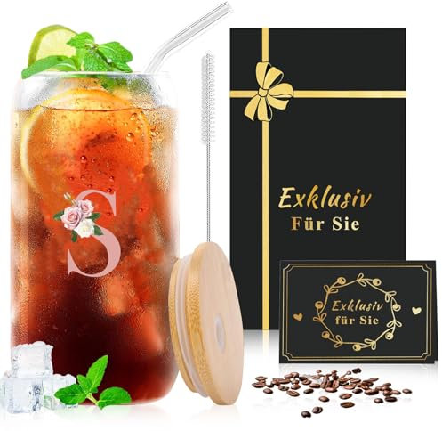 CIGAA Geschenk für Frauen - Becher mit Deckel und Strohhalm, A-Z Buchstaben Personalisiertes Trinkglas zum Geburtstag Weihnachten, Glasbecher mit Reinigungsbürste für Kaffee Bier Cocktails (500ml)