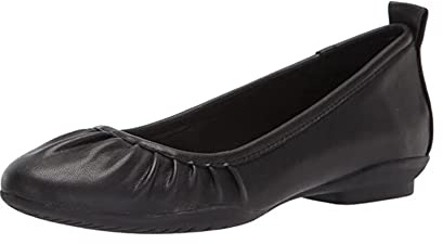 Clarks Women's Sara Bay Ballet Flat, Black Leather, 6