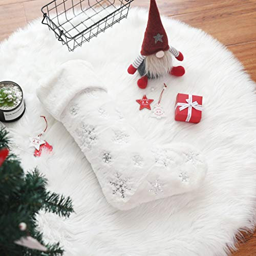 Dricar weiße Weihnachtsstrümpfe, 49 cm, Kunstpelz, silberfarben, große Schneeflocke, Nikolausstrumpf mit Plüsch-Kunstfell-Manschette, Süßigkeiten-Geschenktüten für Weihnachtsdeko (Silber)