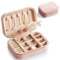 Schmuckkästchen Klein Samt, Reise Schmuckbox Damen Schmuckaufbewahrung Kleine Schmuckkoffer Tragbar Jewellery Box Schmuck Organizer Schmuckschatulle für Ringe, Ohrringe, Halsketten, Geschenk (Rosa)