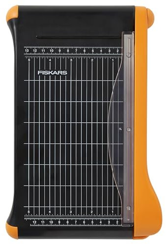 Fiskars Recycelter Bypass-Schneidemaschine – 22,9 cm Schnittlänge – Bastelpapier, Karton und Fotoschneider – geeignet für Reisen – selbstschärfende Klinge