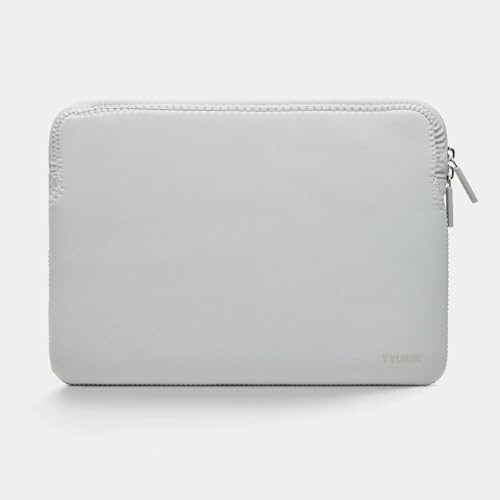 TRUNK - MacBook-Pro-Hülle - 13 Zoll, Silberwolke - Schlanker Schutz | Gepolstert; wasserabweisend; leicht & robust; Reißverschluss; für Arbeit, Alltag & Reisen