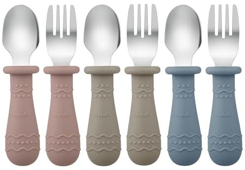 PandaEar 6 Stücke Kinderbesteck Esslernbesteck ab 1 jahr| Silikon Edelstahl Baby Besteckset Löffel Gabel mit Silikon Halten Anti-Choke Design, BPA Frei Lernbesteck (Blau/Braun/Rot)
