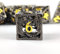 Hohler Drachen-Metallwürfel, einzigartiges Dungeons and Dragons, polyedrisches Würfel-Set für D&D, TRPG, MTG, Pathfinder, Tischbrett-Rollenspiele, D4, D6, D8, D10, D%, D12, D20 (Schwarz und Gold)