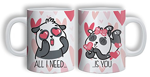Babloo Coppia di Tazze Mugs Love You And Me Idea Regalo San Valentino all I Need Is You Grafica 1