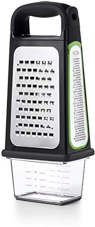 OXO Good Grips Râpe quatre faces avec zesteur et récupérateur amovibles – Râpe pour la cuisine en acier inoxydable -Noir - Vert