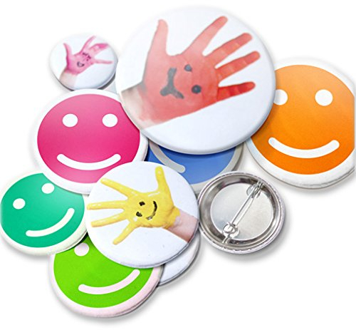 Kopierladen Karnath GmbH 25 Stück personalisierte Buttons/Badge Pin/Anstecker - Ø 25 mm - mit eigenem Foto, Logo, Text oder Bild selbst gestalten, rund, ideal für Logos oder Emojis
