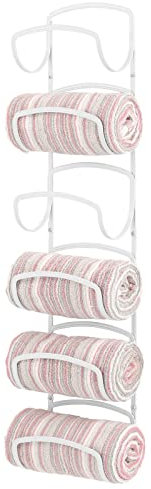 mDesign Handtuchregale aus Metall - Handtuchhalter für das Badezimmer mit 6 Fächern - Praktisches Badzubehör für große und kleine Handtücher - Weiß