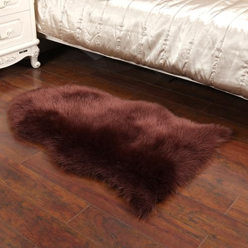 champracer Faux Lammfell Schaffell Teppich,Hochflor Fluffy Teppich Plüsch Wohnzimmer Dicker Teppich,Kunstfell Teppich, Weicher und Flauschiger Teppich Wohnzimmer,Teppich (Dunkelbraun,110 * 60cm)