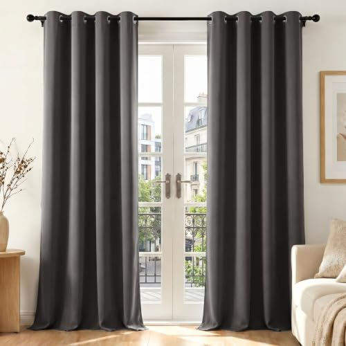 Deconovo Gardinen Wohnzimmer mit Ösen Verdunkelung Thermovorhang Graugrün | 2er Set, H220 x B140 cm, Vorhang Blickdicht，Gardinen mit Ösen, Verdunkelnd und Hitzeschutz，für Schlafzimmer und Wohnzimmer