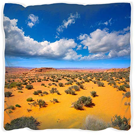 Wallario Dekokissen 60 x 60 cm, Wüste in Arizona - Blauer Himmel mit Wolken I, beidseitig Bedruckt, Kuschelkissen mit weicher Plüsch-Oberfläche