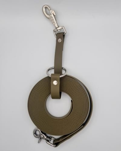 Schweissriemen, Hundeleine aus wetterbeständiger BioThane® - inklusive multifunktionalem Leinenhalter (Oliv, 10m)