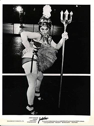Jubilee - Jenny Runacre - Toyah Willcox - 2 Pressefotos - s/w 16x21cm (653)