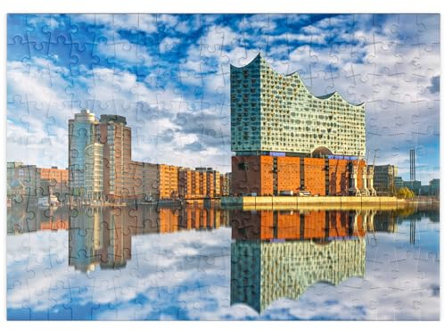 MyPuzzle Reflexion der Elbphilharmonie in Hamburg - Premium 200 Teile Puzzle - MyPuzzle Sonderkollektion von Puzzle Galaxy
