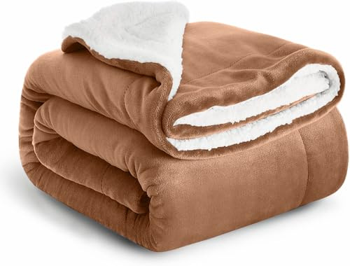 Casabella Sherpa Fleece Blanket - Blankets and Throws for Sofa Bed - Thick Warm Throw Blanket for Double Bed - Soft Fluffy Bedding, Travel Accessories - Double, Beige, 150x200cm