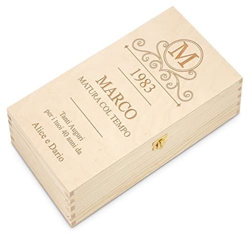 Maverton Porta Bottiglie di Vino Personalizzato - per 2 Bottiglie di Vino da 0,7 l - Scatola in Legno di Pino - 10x20x35 cm - Colore Naturale - Incisione Laser - per uomo - Iniziale