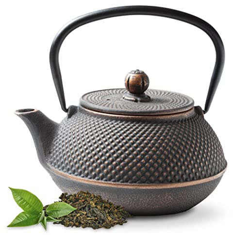 Tealøv Arare TEIERA IN GHISA Smaltata – Teiera Ghisa di Alta Qualità - Con Infusore in Acciaio Inox – Design Elegante, Per Preparare Ottimo Te – Bollitore in Stile Giapponese (800 ml, Nera Rame)