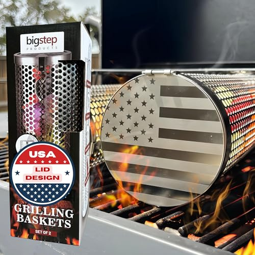 BigStep Runde Grillkörbe mit großem Fassungsvermögen (2 Stück) mit Schnappverschluss – XL-Korb mit USA-Flaggen-Gravur – inklusive hitzebeständigem Grillhandschuh und Hebehaken