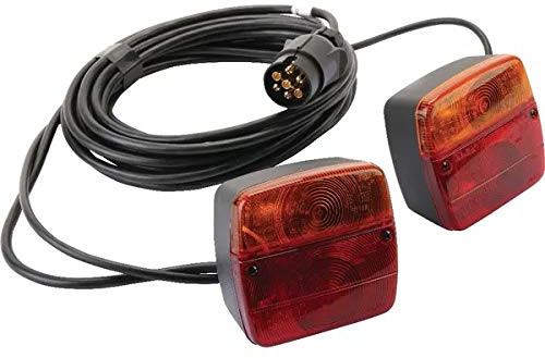 Universal-Rückleuchten-Set mit 7,5 m langem Kabel und 2,5 m Abstand zwischen den Scheinwerfern