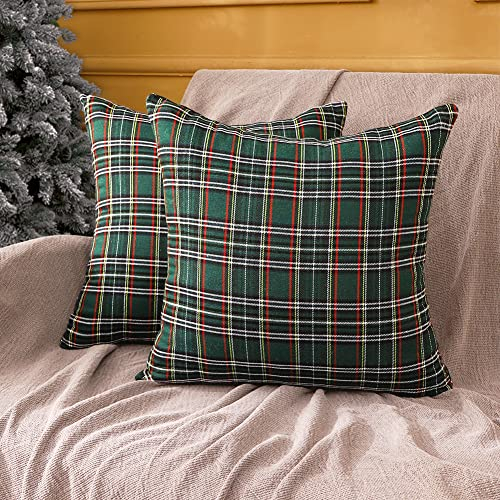 CARRIE HOME Weihnachts-Kissenbezüge mit grünem Schottenkaro, 40,6 x 40,6 cm, 2 Stück, grünes Bauernhaus, Weihnachts-Kissen, 40,6 x 40,6 cm, für Schlafzimmer, Sofa und Couch (ohne Einlagen)