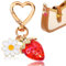 Nogeqi Porte-clés en forme de fraise, de sac, mignon et esthétique Kawaii, avec cœur, fleur et marguerite, accessoire décoratif pour filles et femmes, rouge, 6.7cm