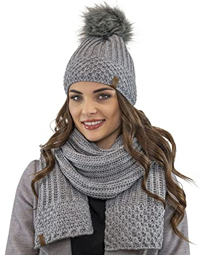 VIVISENCE Trendiger Damen Winter Set Aus Bommelmütze Mit Schal Aus Wärmendem Garn Mit Vlies-Innenfutter Antistatische Perfekte Passform Für Kalte Wintertage Modisches Design, Hellgrau,Einheitsgröße