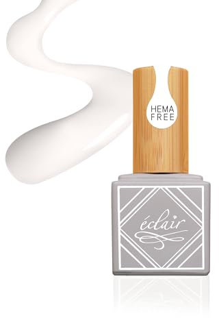 Simply mani by Eclair I YANG Weiß UV Nagellack I Hema Frei I Deckend I Innovative Formel I Einfache Anwendung I Hohe Haltbarkeit I Tiefe Auberginenfarbe I Glänzend I Professioneller Effekt zu Hause