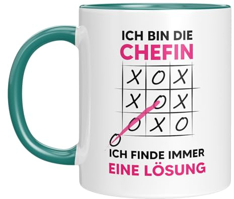 Lustige Tasse mit Spruch | Ich bin die Chefin, ich finde immer eine Lösung | Mit Tic Tac Toe-Motiv | Geschenkidee für den Bossin | Kaffeebecher 330 ml - Geschenk