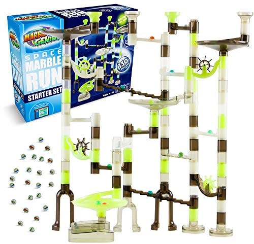 Das Marble Genius Marble Run Starter Set MINT-Spielzeug für Kinder im Alter von4 bis 12 Jahren umfasst 130 Teile, darunter 80 durchsichtige Mambulous-Teile und 50 Glasmurmeln, mit einem Weltraumthema.