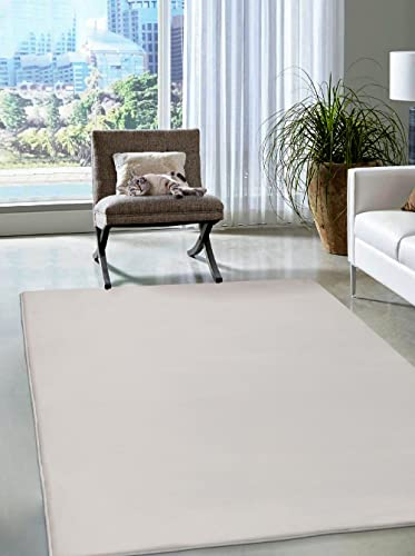 the carpet Cosy kuschelig Warmer Fellteppich, weich und elegant, waschbar und Fußbodenheizung geeignet, Öko-Tex Zertifiziert, Beige, 160 x 220 cm