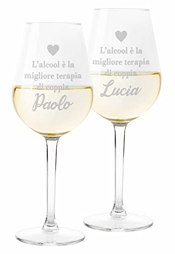 Colorfamily Coppia Calici Personalizzati SanValentino Set da 2 calici Vino L'Alcol è la Migliore Terapia Coppia Matrimonio Fidanzamento Amore Auguri 500 ml