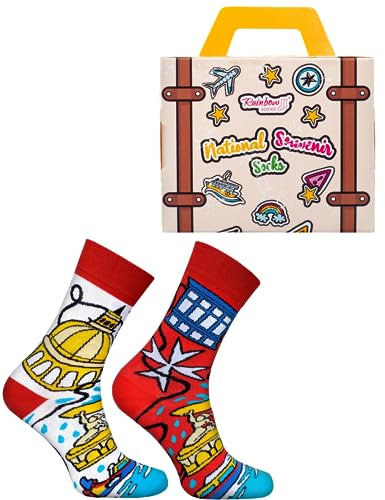 Rainbow Socks - Damen Herren Malta Lustige Socken Koffer - Souvenir für Reisende und Touristen - Triton-Brunnen Basilika in Valletta Malteserkreuz - 1 Paar - Größen EU 41-46