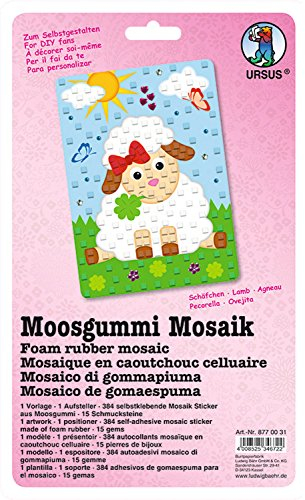 Ursus 8770031 - Moosgummi Mosaikbild, Schäfchen, ca. 23 x 16 cm, Set mit vorgedrucktem Motiv, Aufsteller, 384 Moosgummi Sticker in 6 Farben und 15 Schmucksteine