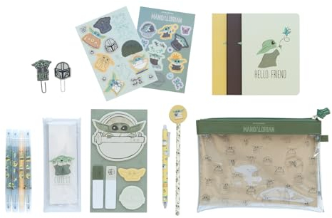 Grupo Erik: Set Cancelleria Baby Yoda | Kit di Cancelleria con 3 Quaderni A6, Penna e Matita, 4 Evidenziatori, Clips, Note adesive, Stickers e Astuccio Star Wars Baby Yoda