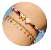 TINGN Frauen Geschenke Zum Geburtstag, Boho Damen Armband Perlen Bunt, Layering Gold Armband mit M Buchstaben Armbänder Damen, Goldenes Bracelet Women