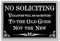 CREATCABIN No Soliciting Metall-Blechschild,Gothic-Schilder,Vintage-Eisenschild,Gemälde,Poster,Plakette,Retro-Wandbild,Zum Aufhängen,Wandkunst,Dekor Für Haustür,Haus,Büro,Restaurant,Schwarz,20x30cm