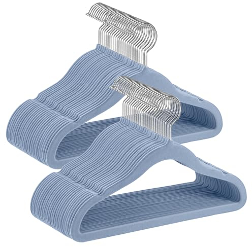 SONGMICS Kinderkleiderbügel, 50er Set Kleiderbügel Kinder, Baby-Kleiderbügel, Bügel Samt, 360° drehbarer Haken in Silber, platzsparend, rutschfest, für Kleiderschrank, blassblau CRF027Q05