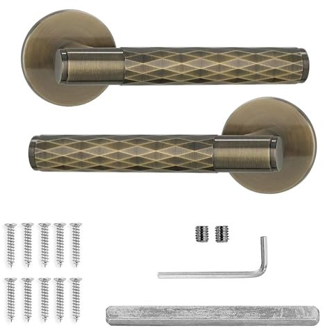 Decoranddecor Tore Lever On Rose Door Handles – Diamond Pattern Antique Brass Handle Set for Internal Doors in Bedrooms, Bathrooms & Living Spaces