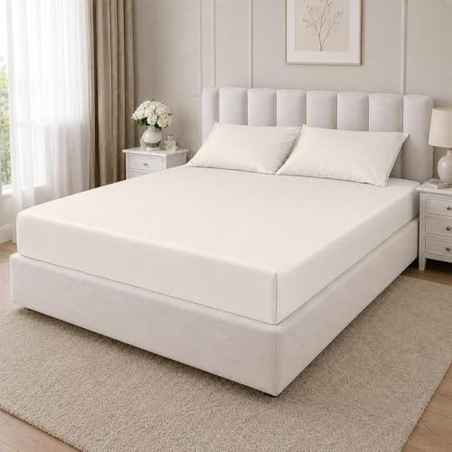 TRAUMSCHLAF Mako-Satin Haustuch Bettlaken aus 100% Baumwolle – Klassisches Betttuch ohne Gummizug zum Einschlagen – Seidig weich, atmungsaktiv & bis 60°C waschbar - 180x280 cm, wollweiss