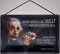 Blechschild mit Kordel 30 x 20 cm Albert Einstein: Man muss die Welt Nicht verstehen. Man muss Sich Darin nur zurechtfinden. - Blechemma