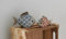 Dekoleidenschaft 2X Dekofigur Fisch aus Holz, Maritime Deko, bunt, 7 + 9 cm hoch, Dekofische, Figur, Fischfigur zum Hinstellen für Bad, Küche, Wohnzimmer, Tischdeko, Holzdeko, Holzfische